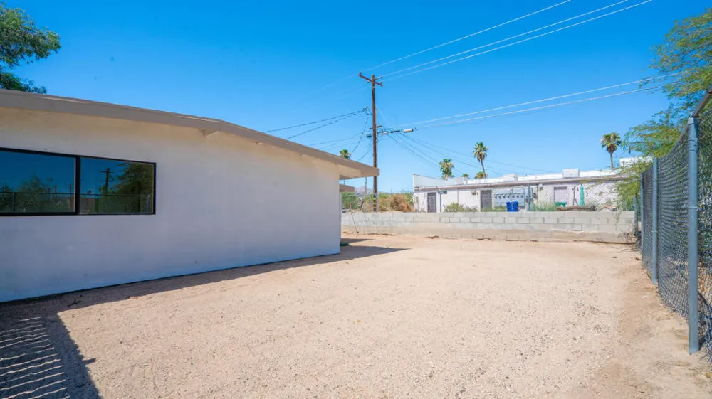 6010 Ocotillo Avenue 29 Palms, CA 92277