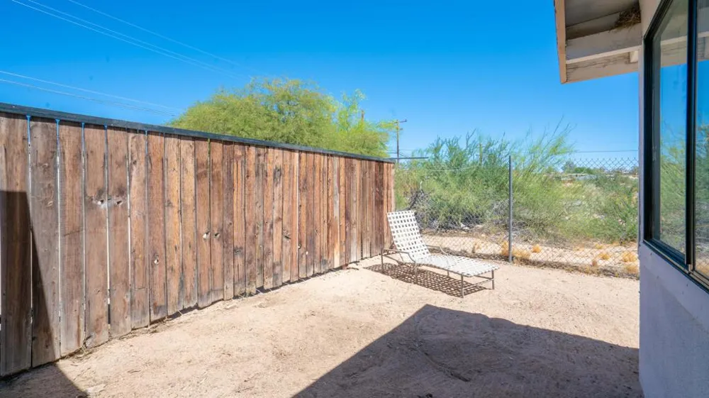 6010 Ocotillo Avenue 29 Palms, CA 92277