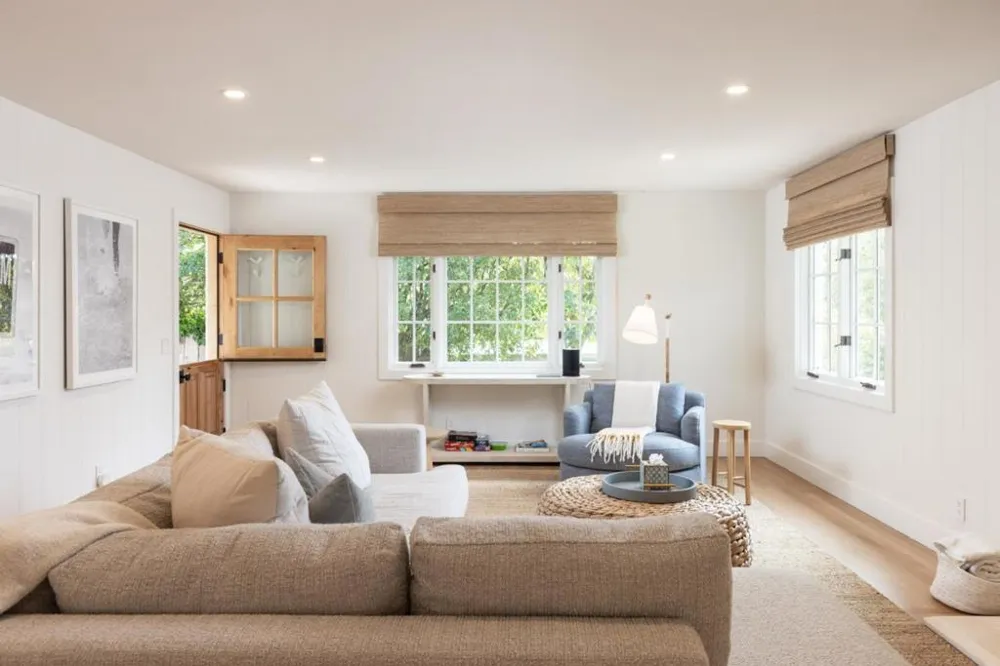 24571 Portola Avenue Carmel, CA 93923