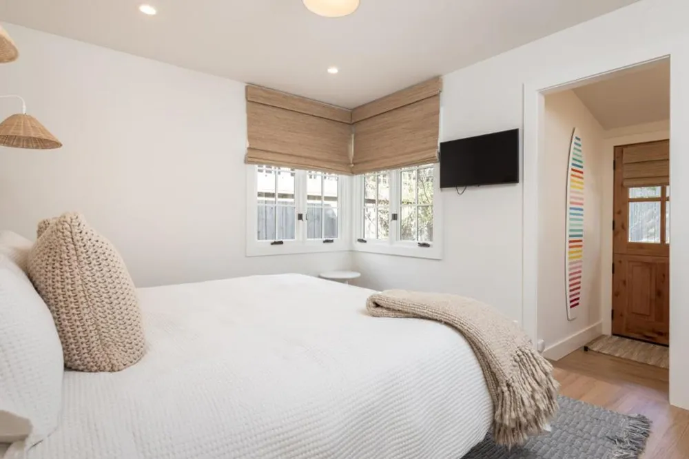 24571 Portola Avenue Carmel, CA 93923