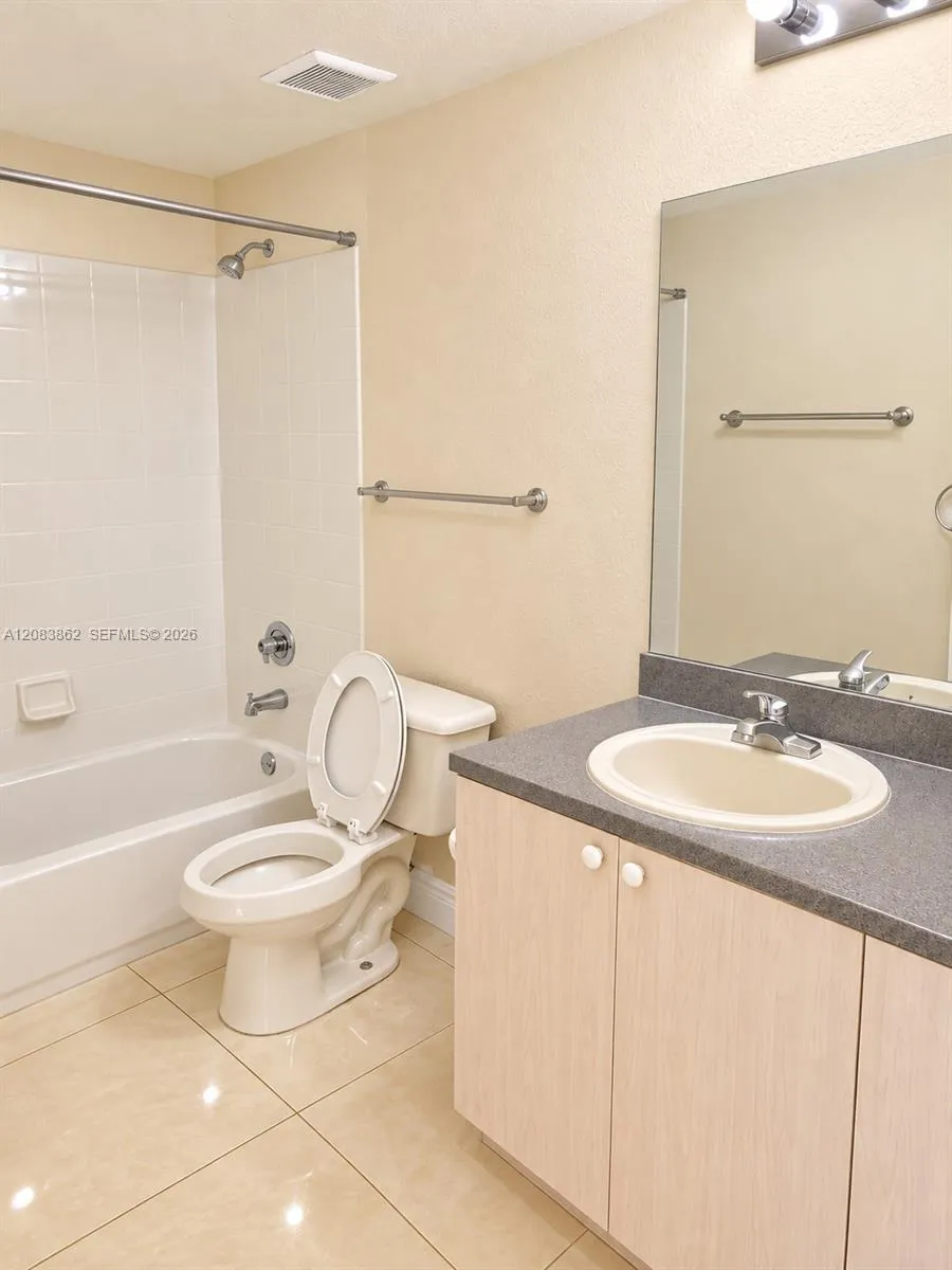 2304 Belmont Ln #2304 North Lauderdale, FL 33068