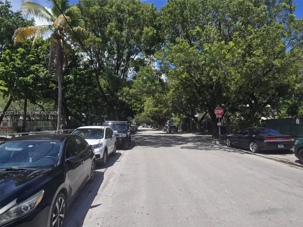 106 NW 34th St #0 Miami, FL 33127