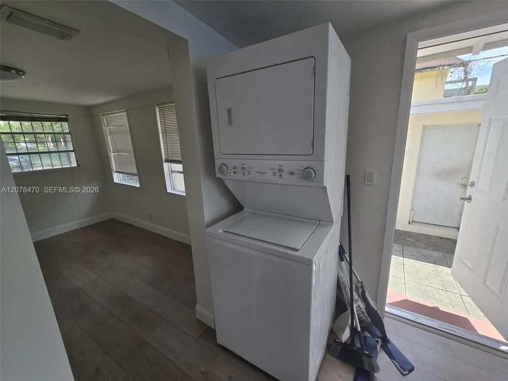 106 NW 34th St #0 Miami, FL 33127