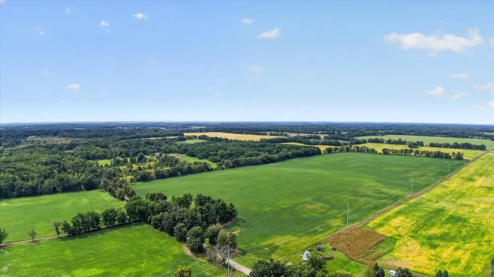6341 Crawford Road Albion, MI 49224