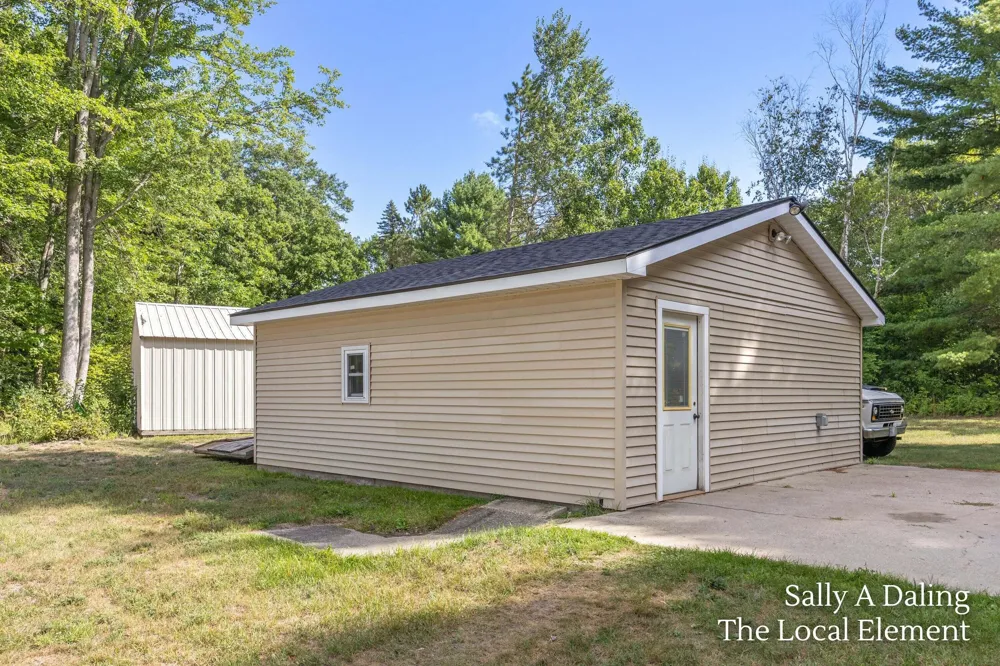 3365 Riverview Drive Hersey Township, MI 49639
