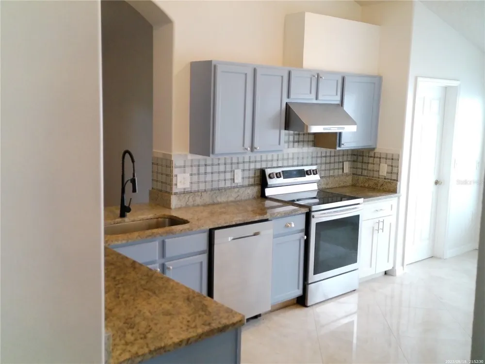 3752 BECONTREE PLACE Oviedo, FL 32765