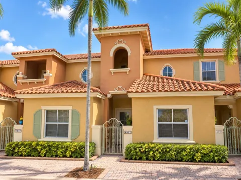 4917 WINDWARD WAY #4406