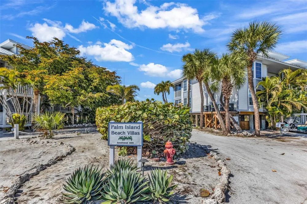 7454 PALM ISLAND DRIVE #3311 Placida, FL 33946