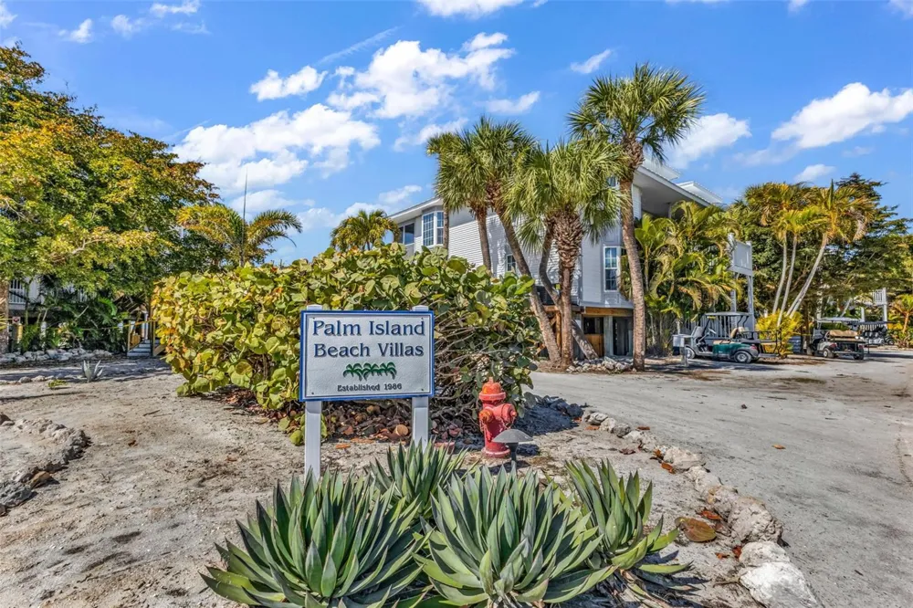 7454 PALM ISLAND DRIVE #3311 Placida, FL 33946