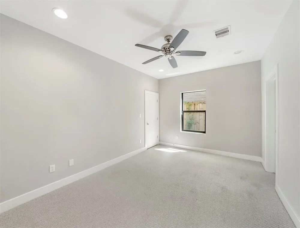 1607 Milby Street #B Houston, TX 77003