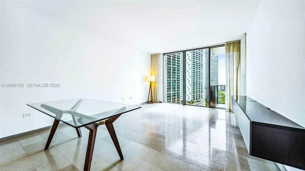 68 SE 6th St #1605 Miami, FL 33131
