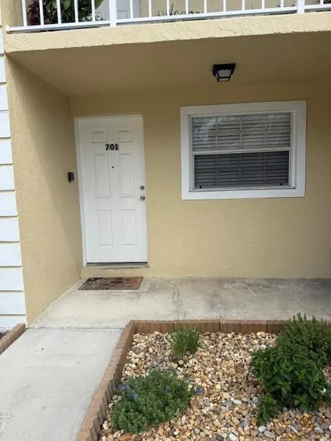 701 Palm Beach Trace Drive Royal Palm Beach, FL 33411