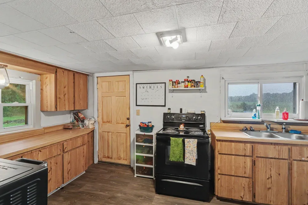 19367 T DRIVE S Tekonsha, MI 49092