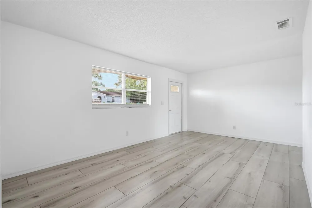 2218 WHITNEY PLACE Valrico, FL 33594