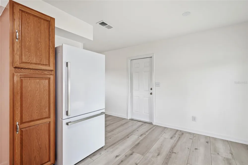 2218 WHITNEY PLACE Valrico, FL 33594