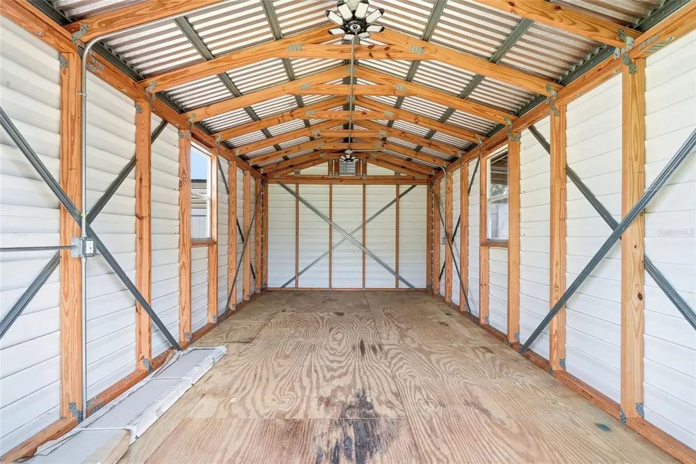 2218 WHITNEY PLACE Valrico, FL 33594