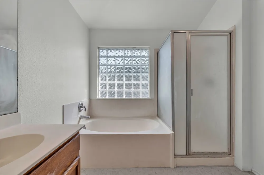 259 Mendez Loop Kyle, TX 78640