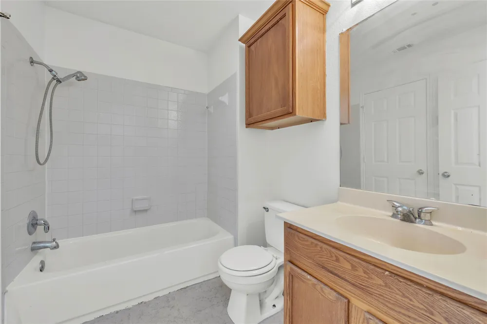 259 Mendez Loop Kyle, TX 78640