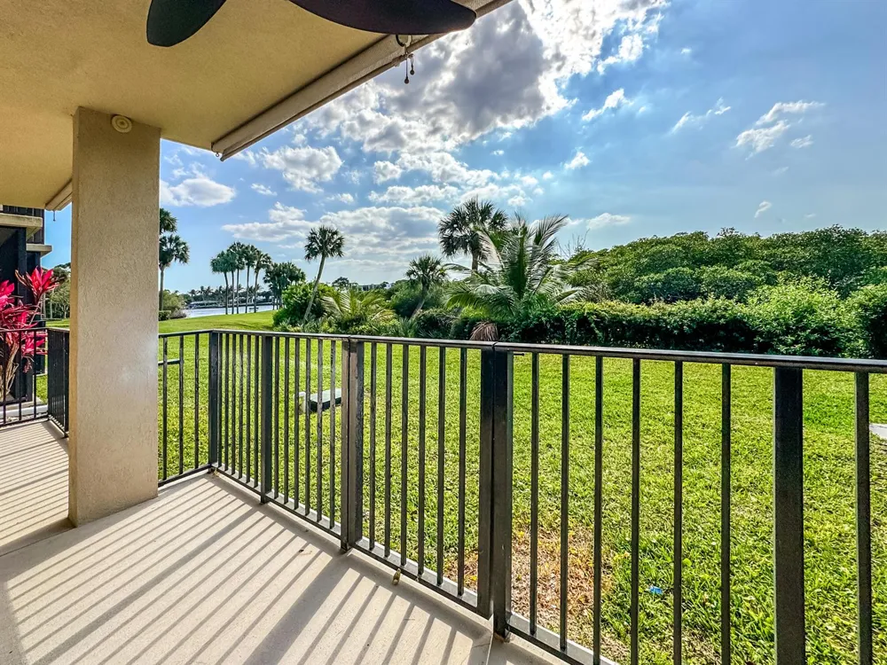 1701 Marina Isle Way #103 Jupiter, FL 33477