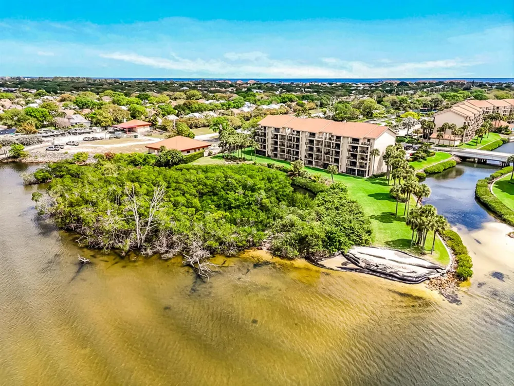 1701 Marina Isle Way #103 Jupiter, FL 33477