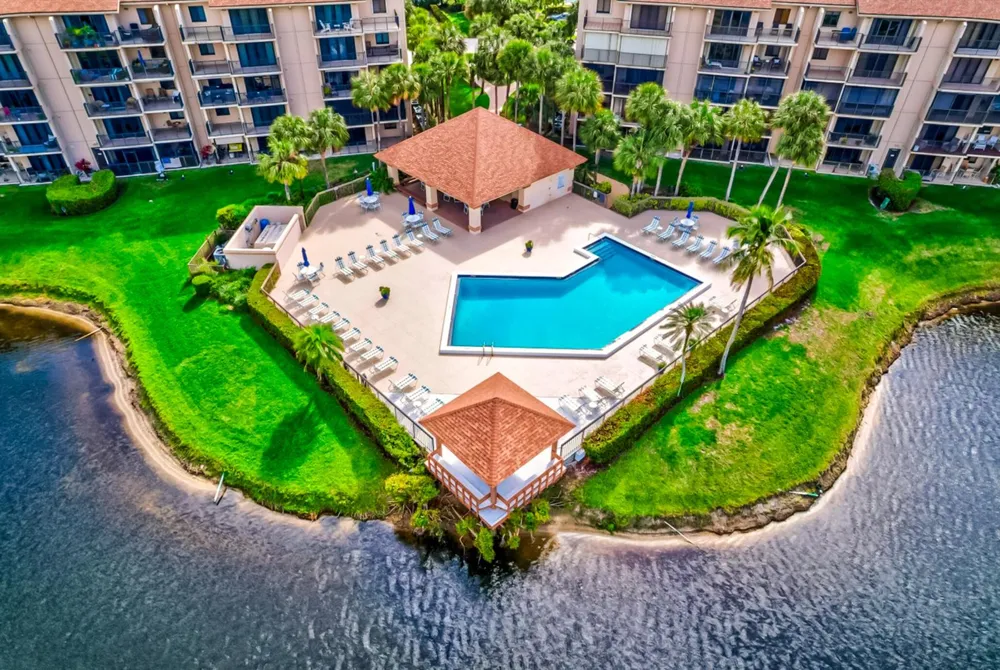 1701 Marina Isle Way #103 Jupiter, FL 33477