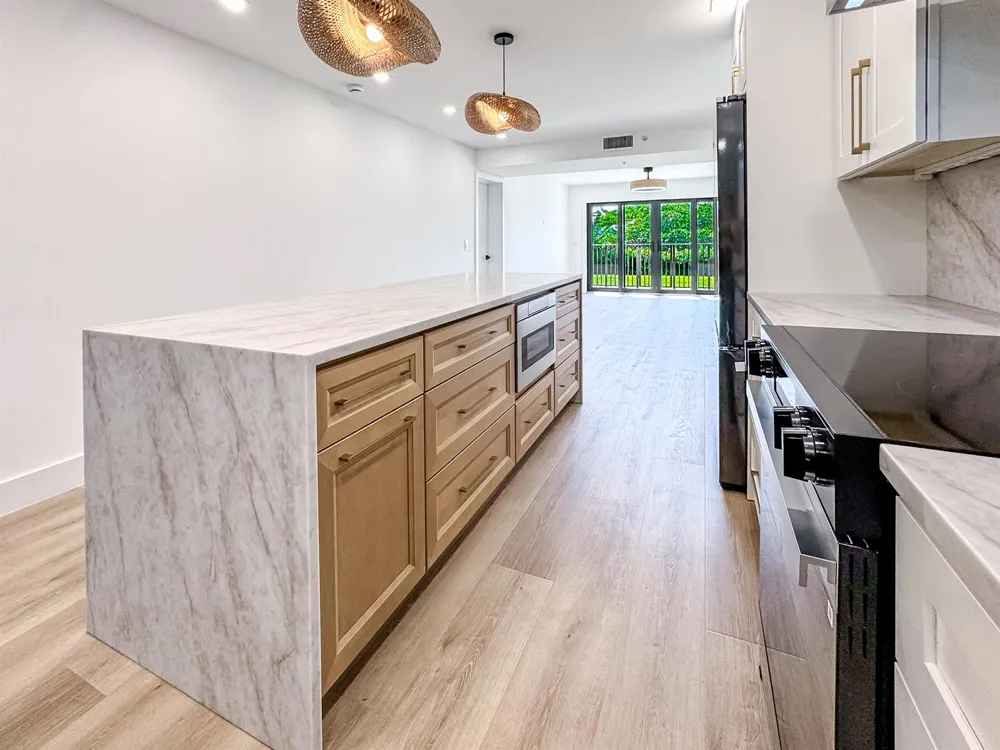 1701 Marina Isle Way #103 Jupiter, FL 33477