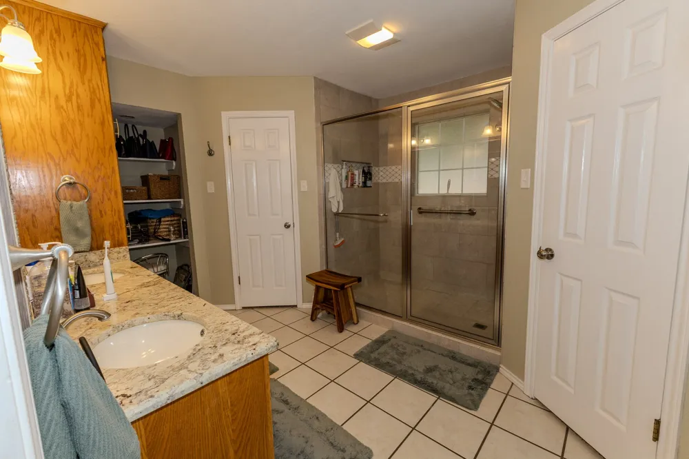 3933 Bay Hill Drive Abilene, TX 79606