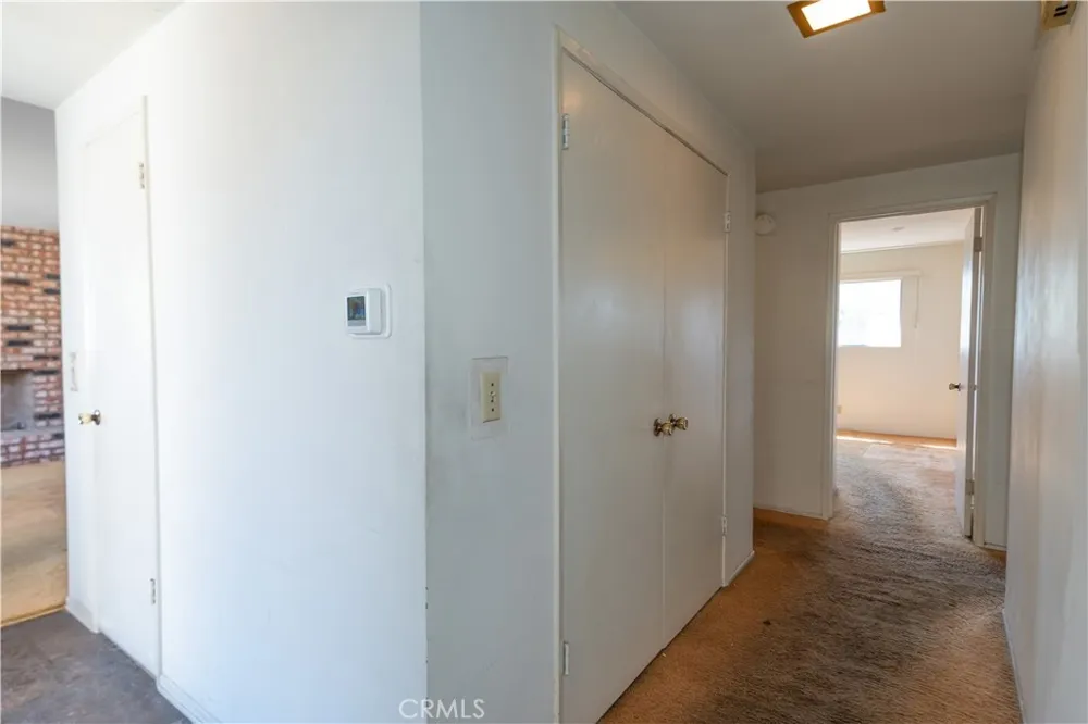 16023 S Manhattan Place Gardena, CA 90247