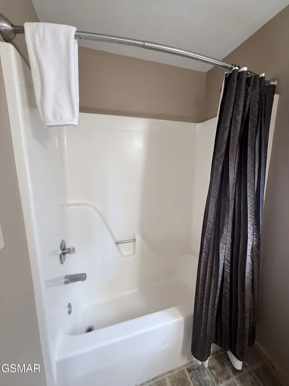 3767 Old Mountain Raod Road Sevierville, TN 37876