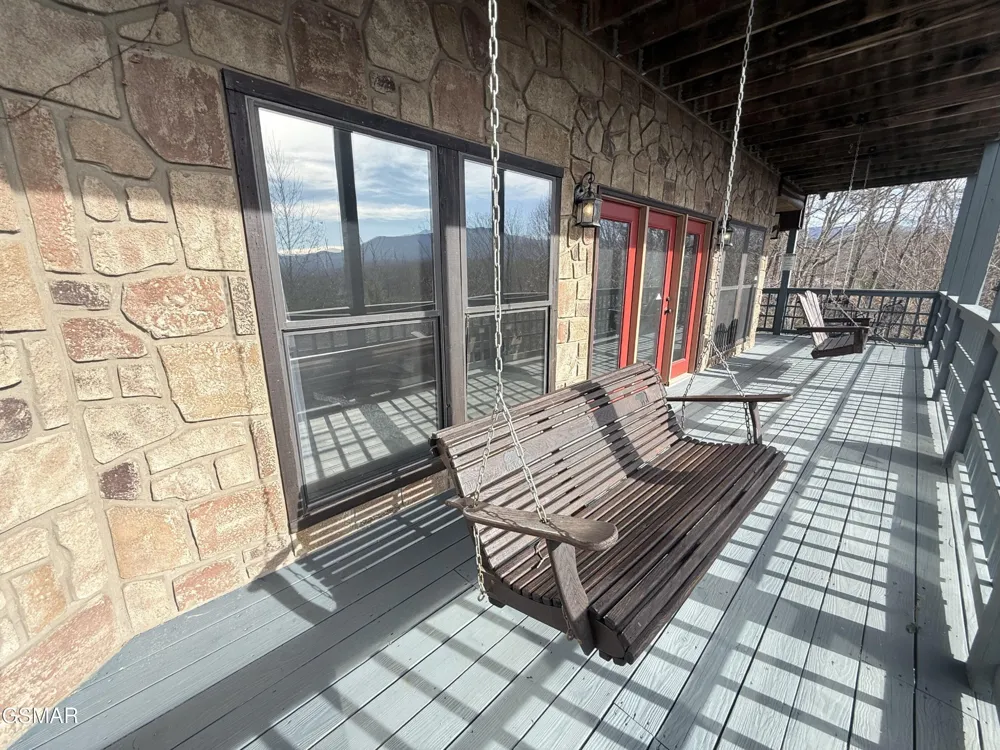 3767 Old Mountain Raod Road Sevierville, TN 37876
