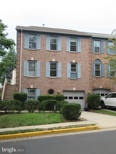 7334 MALLORY LANE