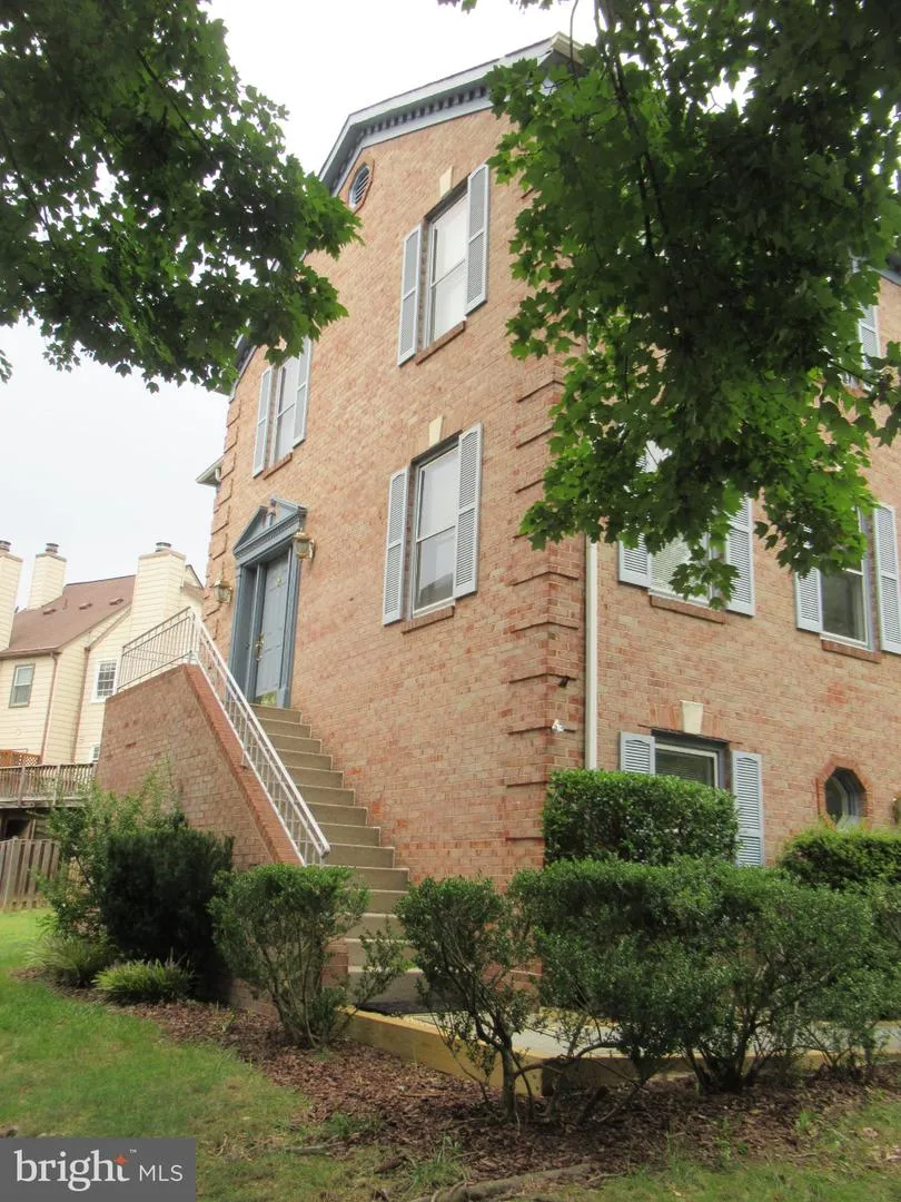 7334 MALLORY LANE Kingstowne, VA 22315