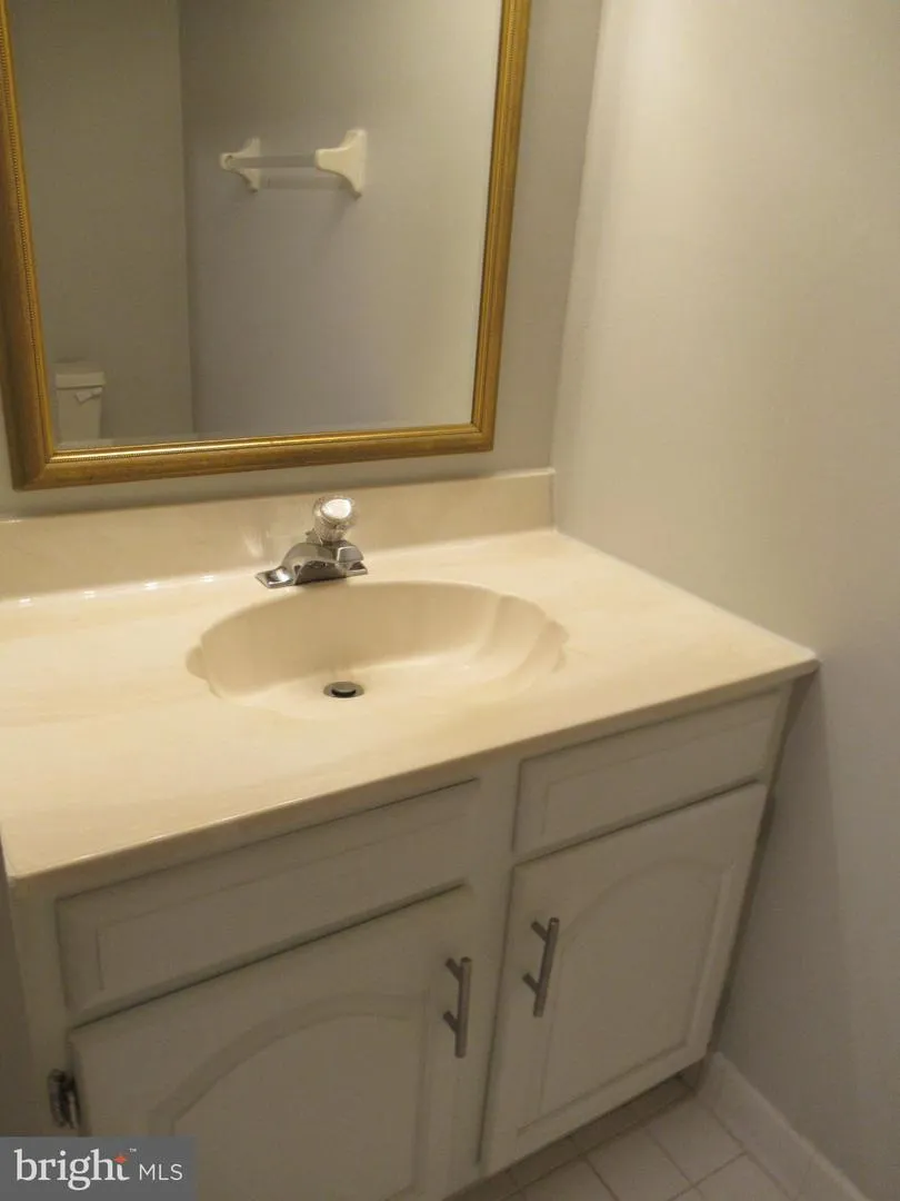 7334 MALLORY LANE Kingstowne, VA 22315