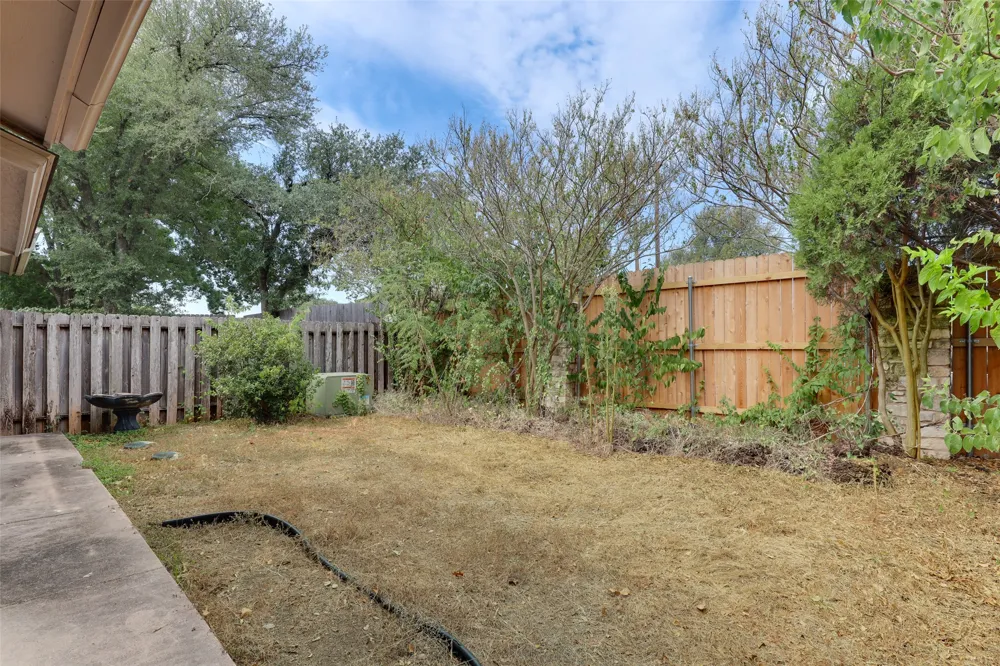 8120 Meandering Way Austin, TX 78759