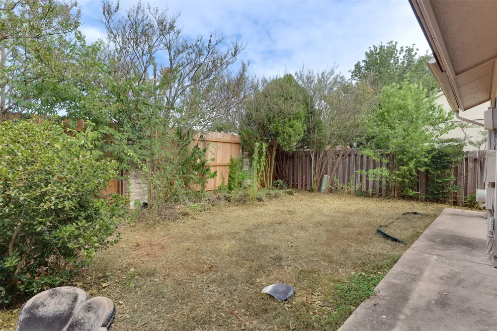 8120 Meandering Way Austin, TX 78759