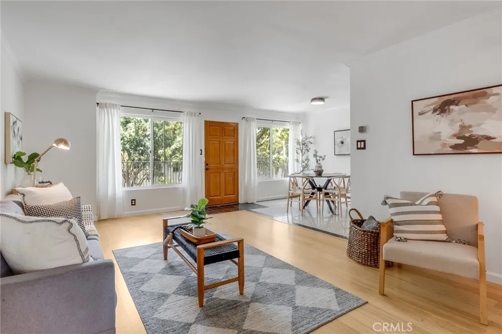 801 E 1st Street #111 Long Beach, CA 90802