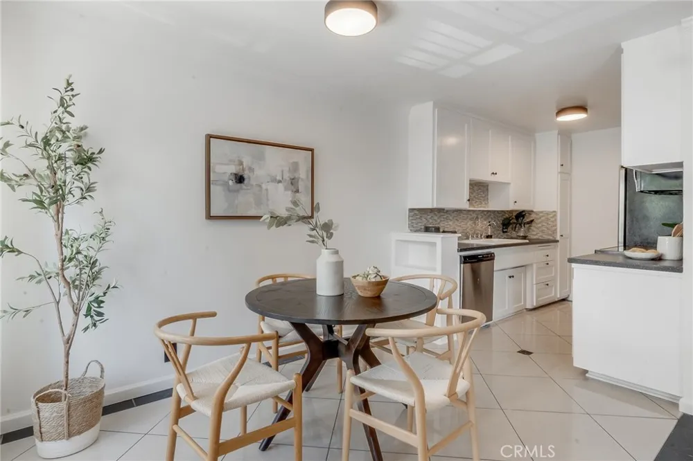 801 E 1st Street #111 Long Beach, CA 90802