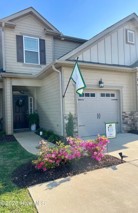 522 Vinings Drive