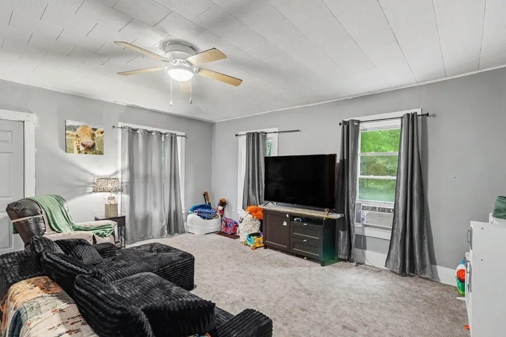19367 T DRIVE S Clarendon Township, MI 49092