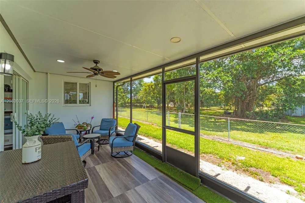 19050 SW 144th Ave Miami, FL 33177