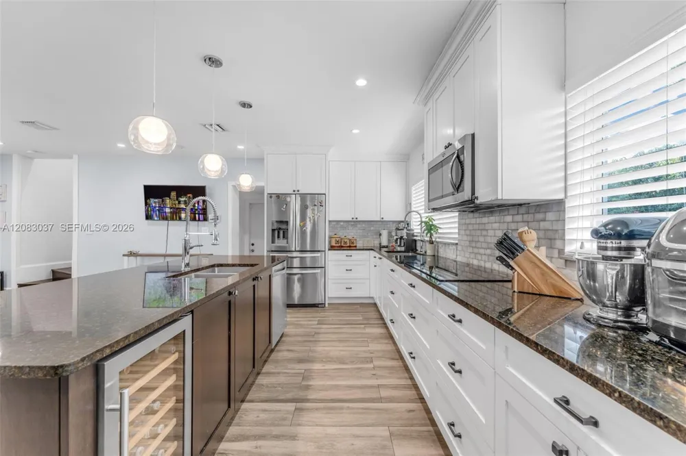 19050 SW 144th Ave Miami, FL 33177