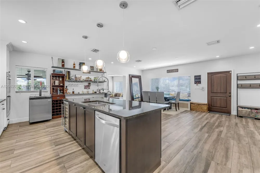 19050 SW 144th Ave Miami, FL 33177