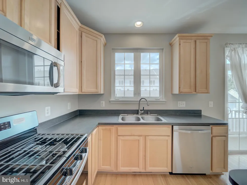 22942 ROSE QUARTZ SQUARE Brambleton, VA 20148