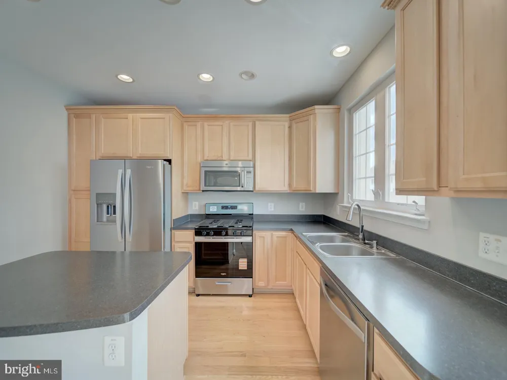 22942 ROSE QUARTZ SQUARE Brambleton, VA 20148