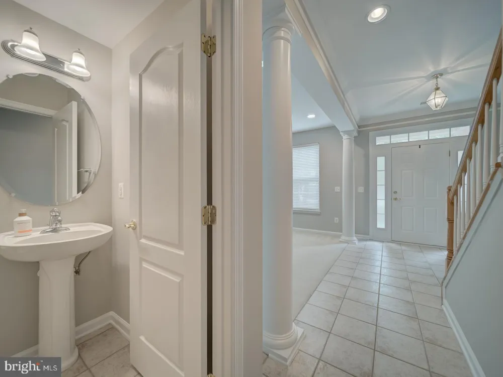 22942 ROSE QUARTZ SQUARE Brambleton, VA 20148