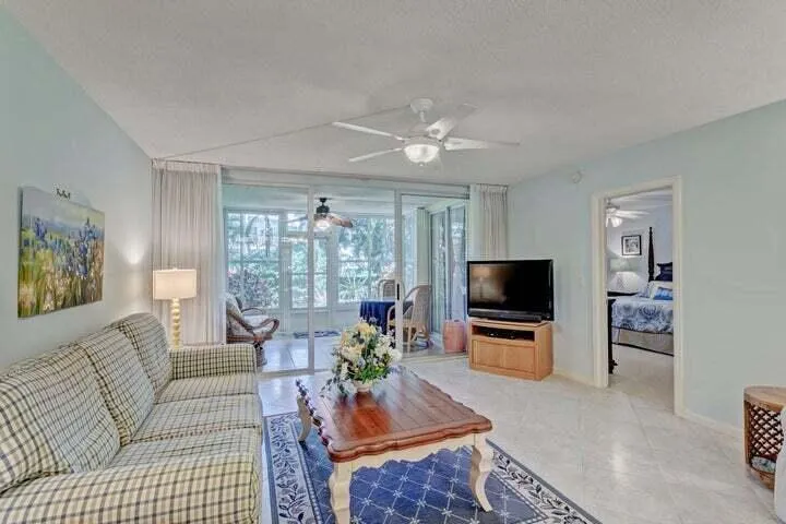 1201 SUGAR SANDS BOULEVARD #3 Singer Island, FL 33404