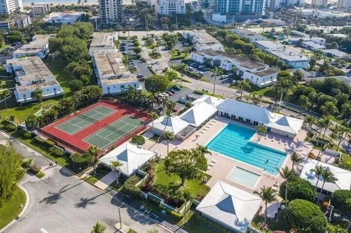 1201 SUGAR SANDS BOULEVARD #3 Singer Island, FL 33404
