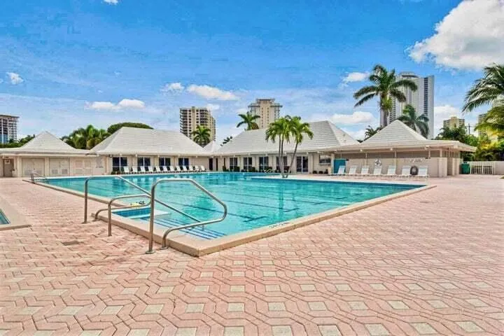 1201 SUGAR SANDS BOULEVARD #3 Singer Island, FL 33404