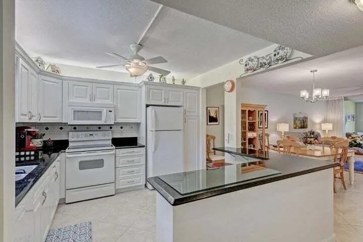 1201 SUGAR SANDS BOULEVARD #3 Singer Island, FL 33404
