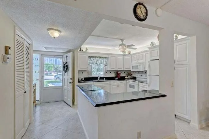 1201 SUGAR SANDS BOULEVARD #3 Singer Island, FL 33404